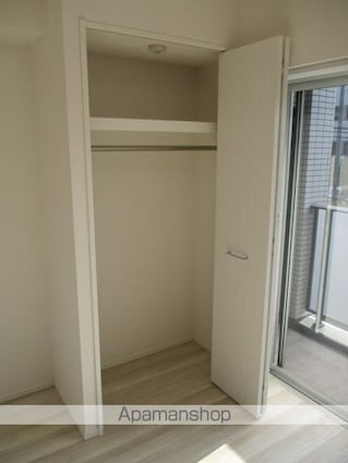 ラティエラ滝野川[1DK/25.65m2]の収納