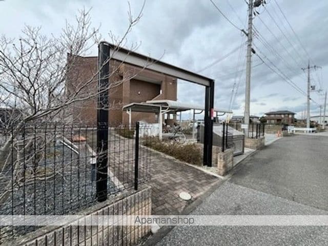 パークヒルズ・Bの玄関写真