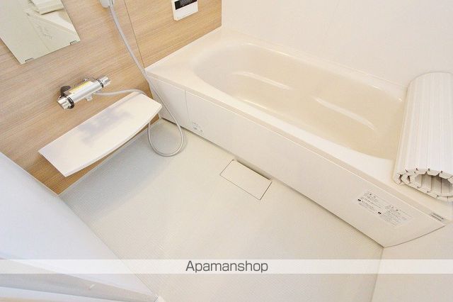 牟岐線 阿波富田駅 徒歩17分 3階建 築11年の内装写真