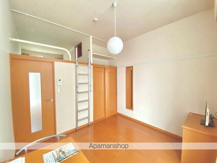 レオパレスアクアグレイス和光[1K/20.28m2]のリビング・居間2