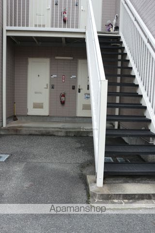 サンパティークSの玄関写真