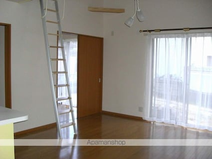八町西ＲＥＮＴＨＯＵＳＥ[2LDK/62.17m2]のリビング・居間