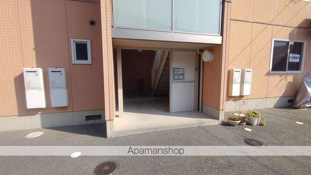 シャーメゾン永田本町IIの玄関写真