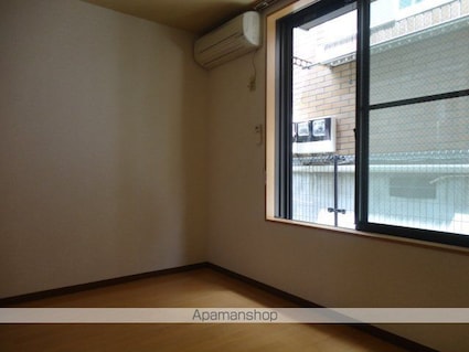 東京都目黒区東が丘１丁目[1K/16.83m2]のリビング・居間