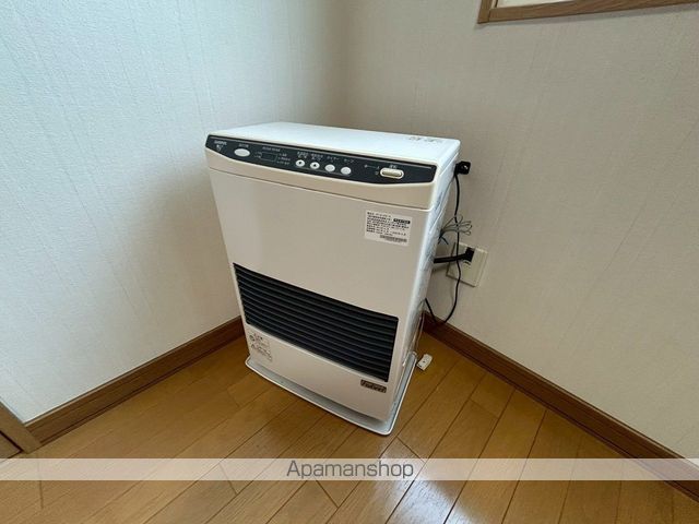 幸明ハイツの内装写真