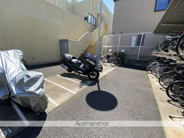 ＨＦ駒沢公園レジデンスＴＯＷＥＲ[1LDK/41.75m2]の駐車場