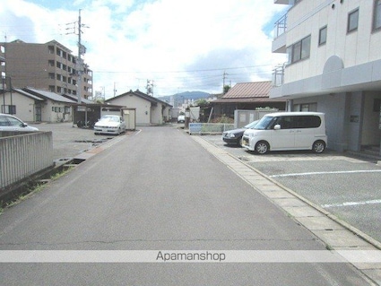 長野県長野市若宮１丁目[1LDK/43.8m2]の周辺1