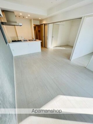 ＲＥＦＲＡＭＥ　５　Ｉｒｉｙａ[2LDK/52.8m2]のリビング・居間