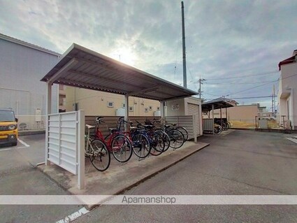 岡山県岡山市北区田中[2LDK/58.54m2]の内装1