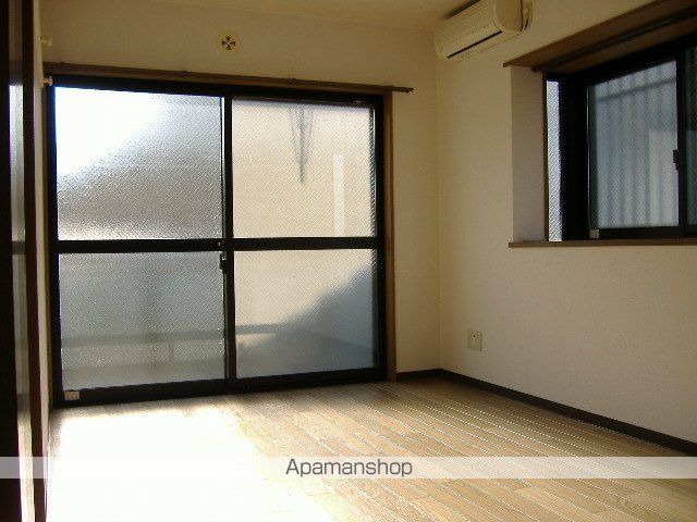 シャインパレス中村の内装写真