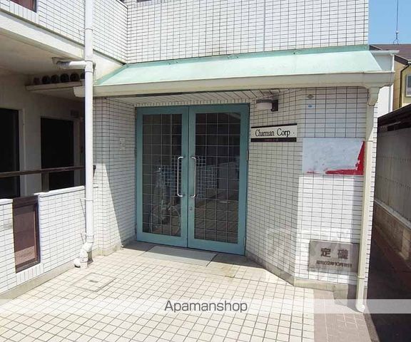 シャルマンコーポの玄関写真
