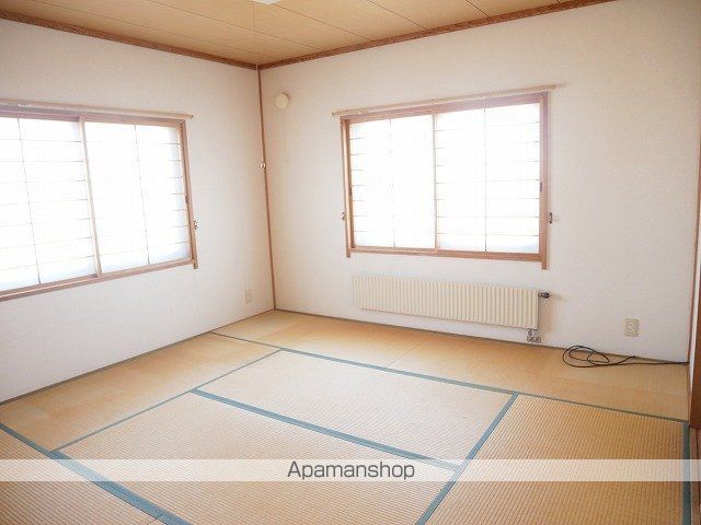 岩見沢市 2階建 築34年の内装写真
