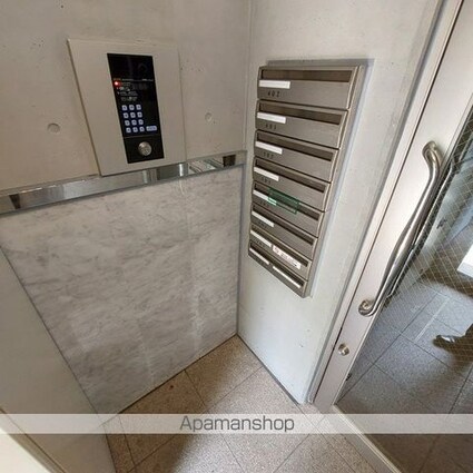 ルミエール代々木[1R/31.78m2]のロビー