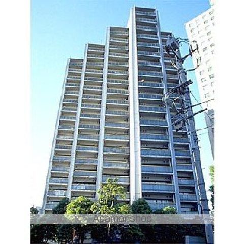 中央区日本橋箱崎町のマンションの外観1