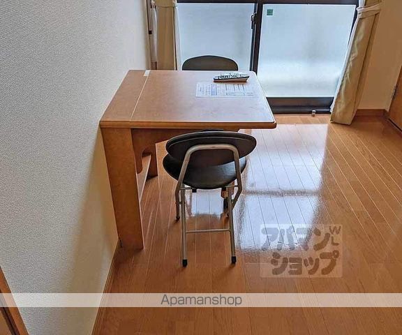 レオパレス西京の内装写真