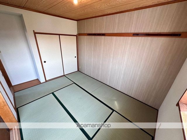 ファーストハイム土生の内装写真