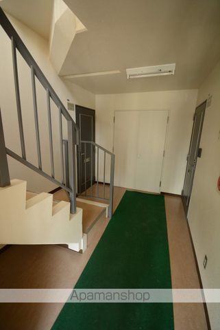 マンションくるみの玄関写真
