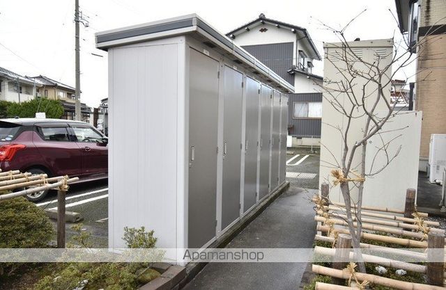 アプリコート A棟の外観写真