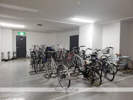 ヴァンテ・アン神楽坂[2LDK/73.92m2]の共用部1