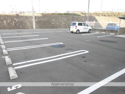 フェリーチェ[1LDK/42.04m2]の駐車場