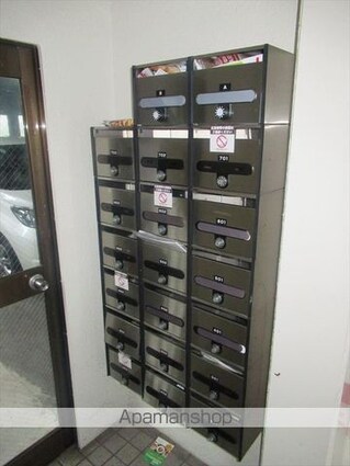 和歌山県和歌山市手平３丁目[1K/16.72m2]の共用部2