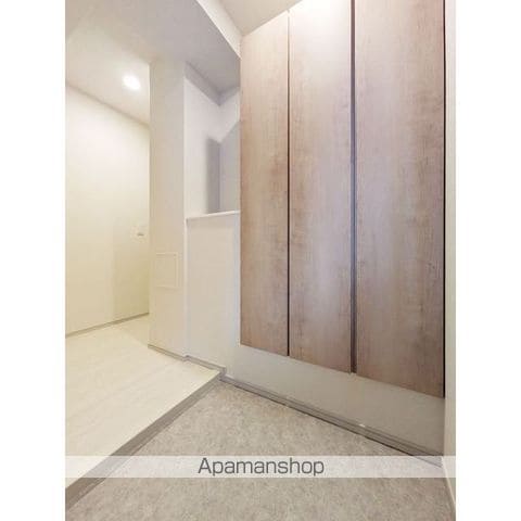 コンフォリア・リヴ関内の内装写真