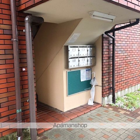 メゾンヤマギワの玄関写真