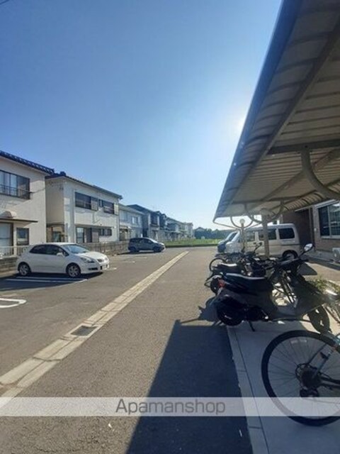 和歌山県和歌山市朝日[1LDK/45.77m2]の駐車場