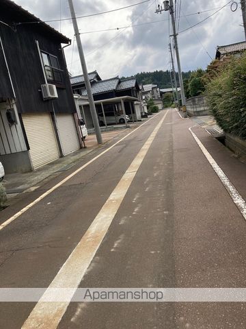 吉崎貸家の周辺写真