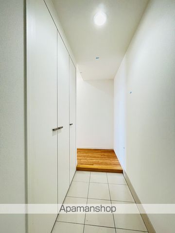CORNES HOUSE NAGOYAの内装写真