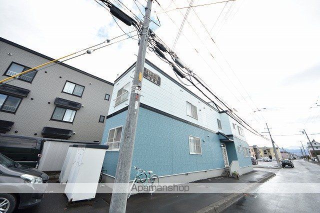 クレストール四番館の外観写真