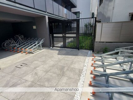 ＲＥＬＵＸＩＡ三軒茶屋[1DK/25.55m2]の共用部1