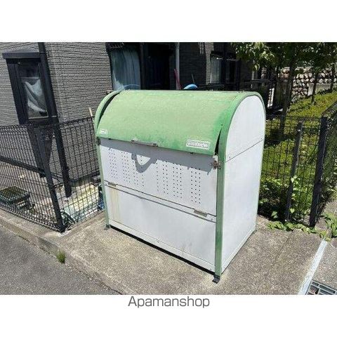SURPLUS司のその他写真