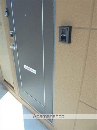 和歌山県和歌山市本脇[1K/26.25m2]の玄関