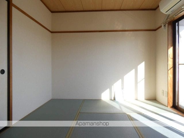 エルミタージュIIの内装写真
