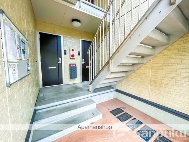 コンフォール辻町の玄関写真