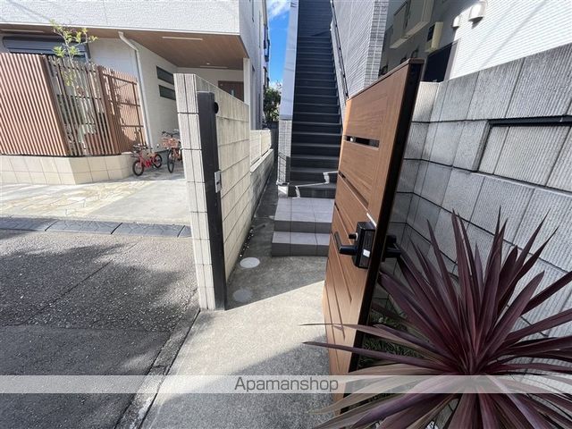 LILY相模大野の玄関写真