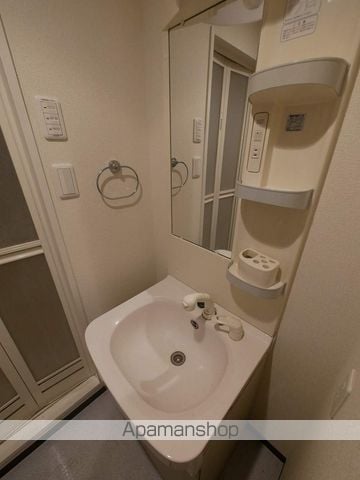 エクセレント上新15の内装写真