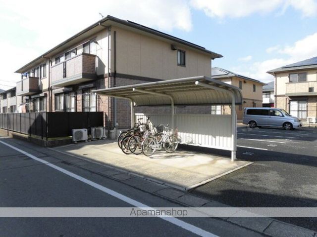 リビングタウン江戸屋敷 D棟の玄関写真