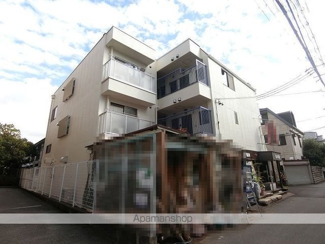 東園田マンションの外観写真