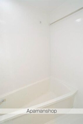 東京都江東区亀戸４丁目[1K/26.52m2]のバス