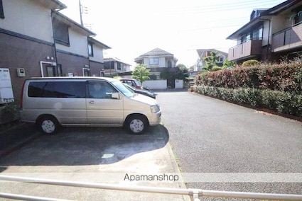 ロイヤルガーデン壱－七番館[3LDK/88.77m2]の駐車場