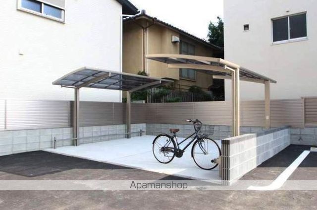 CASA白金の外観写真