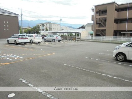 Ｌｉｍｐｉａグランドパーク早川[2LDK/48.6m2]の駐車場