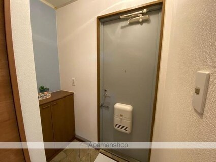 サンタウン寺井[2LDK/55.3m2]の玄関