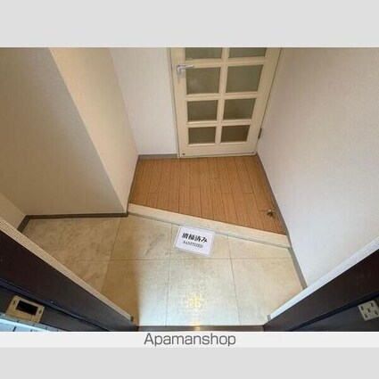 中銀弦巻マンシオン[1DK/31.53m2]の玄関