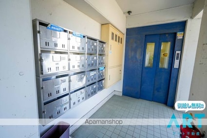 メゾンドインカルシ[2DK/45.02m2]のエントランス8