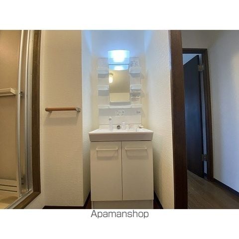 ビッグバーンズマンション北郷IIの内装写真