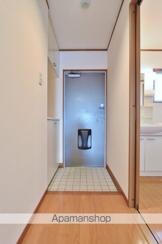 グランドハイツ矢三の内装写真