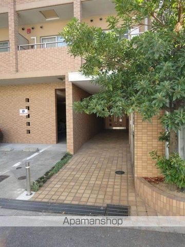 メディオ国分町の玄関写真